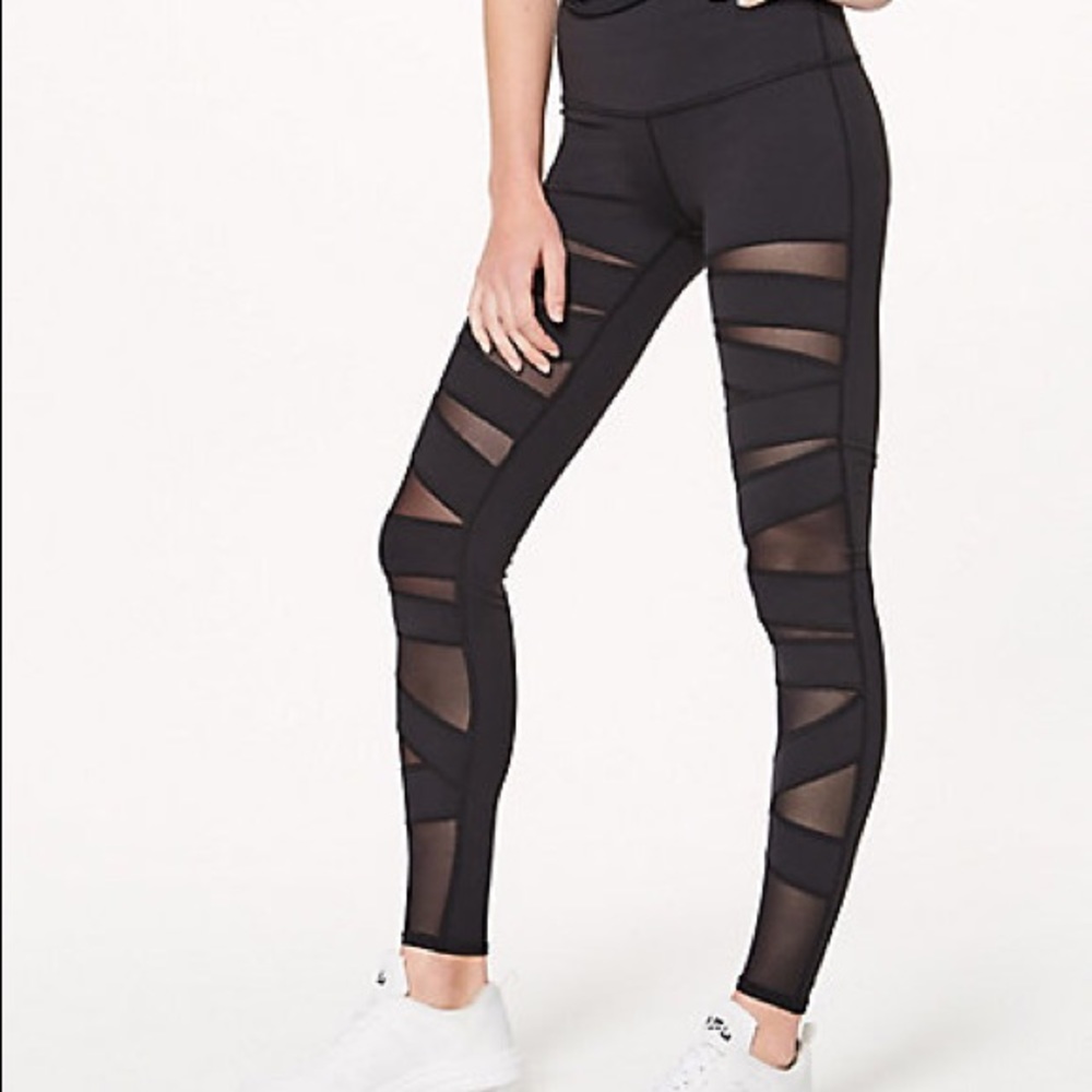 RARE lululemon size 4 TECH MESH LEGGINGS